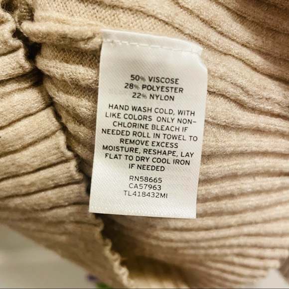 ❣️2/$20❣️ Leith soft sweater - Picture 4 of 5